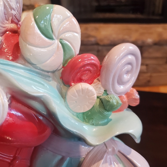 Gorgeous Whimsical Santa-NWT - Picture 5 of 9